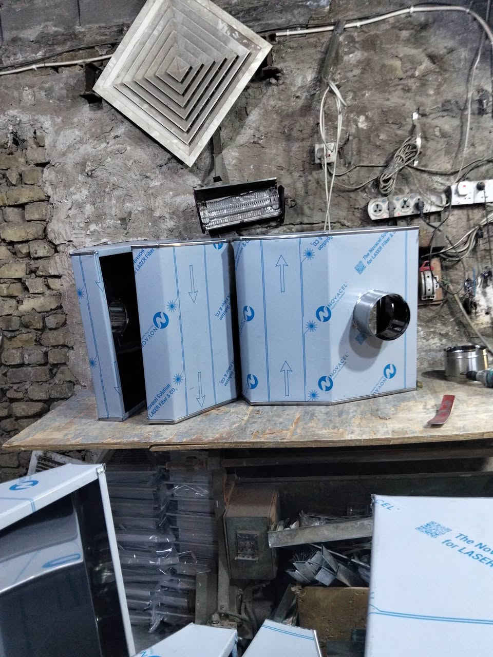 🔥 دعوة لأصحاب الشركات مهندسين  التشطيب  والمشاريع والمقاولين 

📢 معرض حسين ستار ألكعبي | تجهيزات احترافية بأسعار تنافسية

إلى أصحاب الشركات والمشاريع والمقاولين وأهل المهنة… 🤝

إذا تبحثون عن مواد احتياطية متنوعة، جودة مضمونة وأسعار مناسبة للتجهيز بالجملة والمفرد، إحنا جاهزين نخدمكم ونجهزكم باحتياجاتكم بأفضل ما نستطيع.

🔹 مجموعة منتجاتنا تشمل:

✅ مواد احتياطية الصاروخية (مراوح، ماطورات وملحقات)

✅ مواد احتياطية الطباخ الليزري والسوري

✅ مواد احتياطية الساحبات والمفرغات

✅ مواد التبريد والتهوية والدكت

✅ العوازل الحرارية ومواد العزل

✅ السيليكون واللواصق ومعالجة الشقوق

✅ مواد احتياطية الطباخات والأجهزة المنزلية

✅ مستلزمات التجهيز للمشاريع والمقاولين

💼 تجهيز بالجملة والمفرد | أسعار مناسبة | تعامل موثوق

📦 نجهز أصحاب المحلات والشركات وأصحاب المشاريع حسب احتياجاتهم، ونوفر خيارات متنوعة للتعاون والتجهيز المستمر.

🚚 توصيل إلى جميع محافظات العراق

📍 بغداد – السنك

📞 للطلب والاستفسار: ***********

🔥 معرض حسين ستار ألكعبي حلّك الأمثل لحلول التهوية والتبريد والتجهيز.

#معرض_حسين_ستار_الكعبي #مواد_احتياطية #تجهيز_شركات #تجهيز_مشاريع #مواد_العزل #تهوية_وتبريد #بغداد_السنك

نص مكتوب في الصور:
- معرض حسين ستار الكيمي
- تجارة لمواد الاحتياطة
- تهوية • تبريد • تدفئة • طباخات
- جودة عالية | توصيل سريع | أسعار منافسة | جميع محافظات العراق
