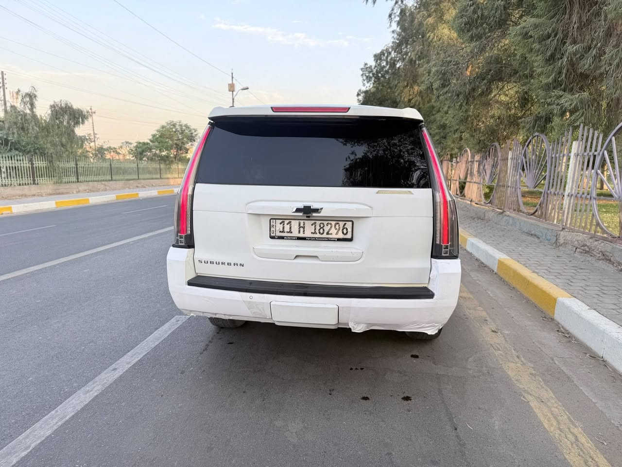 تاهو طويلة 18 رقم بغداد 
سعر 188 سيارة صبغ عام حادث امريكا بدون تبديل اي قطعة بجم كبس دواخل لغود شواصي مكفولة   السيارة جاهزة وجديدة مكينة كير وضع الشركة حدادية تخم تاير تبريد  LTمواصفاته معروفه وعليه ادامة كاملة   ماشيه 100م مكانه بغداد الامين ***********
