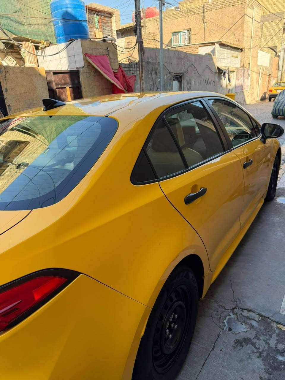 كورولا هايبرد وارد امريكي موديل 22 باسمي  الضرر موضح بالصورة السعر 140 وبي مجال العنوان بغداد مدينة الصدر  ***********
