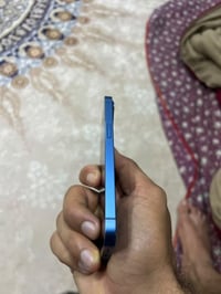 ايفون 13 • ١٢٨ • بطارية ٨٧٪
