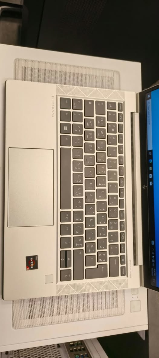 HP EliteBook G8 • رايزن 5 5650 • RX Vega 8 ٢جيجا
