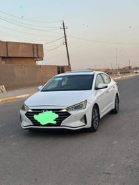 النترا ٢٠١٩ • مكينة ٢٠٠٠ • فتحة سقف