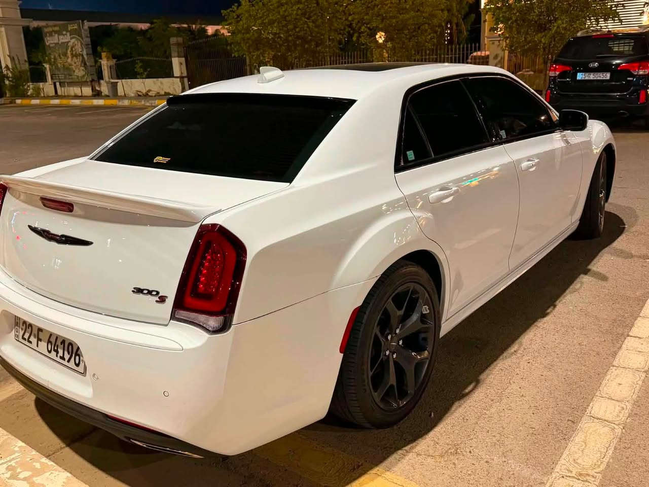 كرايسلر اوباما 300S كندي 
الموديل 2021
العداد :   64 مايل
المحرك : V6 . 3.6L 

المواصفات فول الفول S

فتحة سقف پانوراما 
رادار مع مانع تصادم 
نقطة عمياء 
حساسات امامية
ويل قياس 20 أنج 
حساسات خلفية 
شاشه كبيرة مع نظام ملاحة نفكيشن GPS 
سستم صوت الپاين مع سماعات بريميوم 
مقصورة الركاب من الجلد الفاخر 
المقاعد الأمامية كهرباء
ذاكرة لحفظ وضعيات الجلوس (ميموري) 
مقاعد أمامية تبريد وتدفئة 
مقاعد خلفية تدفئة 
تشغيل عن بعد 
ستيرن كهربائي تدفئة ستيرن 
محدد سرعة  تلفون بلوتوث
كاميرا خلفية 
مرايا متحسسة للاضاءة العالية 
كير شفتر بالستيرن 
دخول ذكي (بصمة) 
ملاحظة ( السيارة مغلفة 9ppf ملم كلف 1500 دولار)
السيارة سنوية مجددة 5 سنوات وتضليل بالسنوية 80 بالمية 

🟧 سعرها 360 ورقة 
رقم صاحب السيارة 
***********
