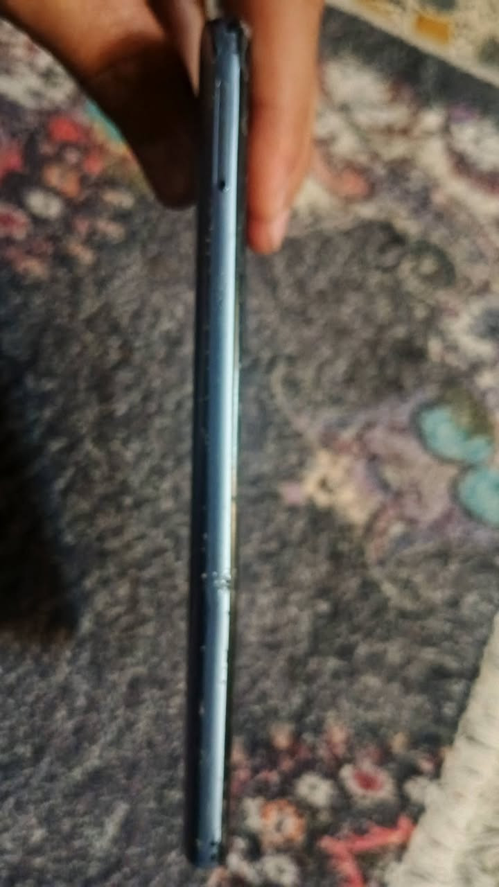 السلام عليكم تلفون هونر x10lite ذاكرة 128 الجهاز بدون ملحقات السعر 50قابل للتفاوض الرقم ***********
