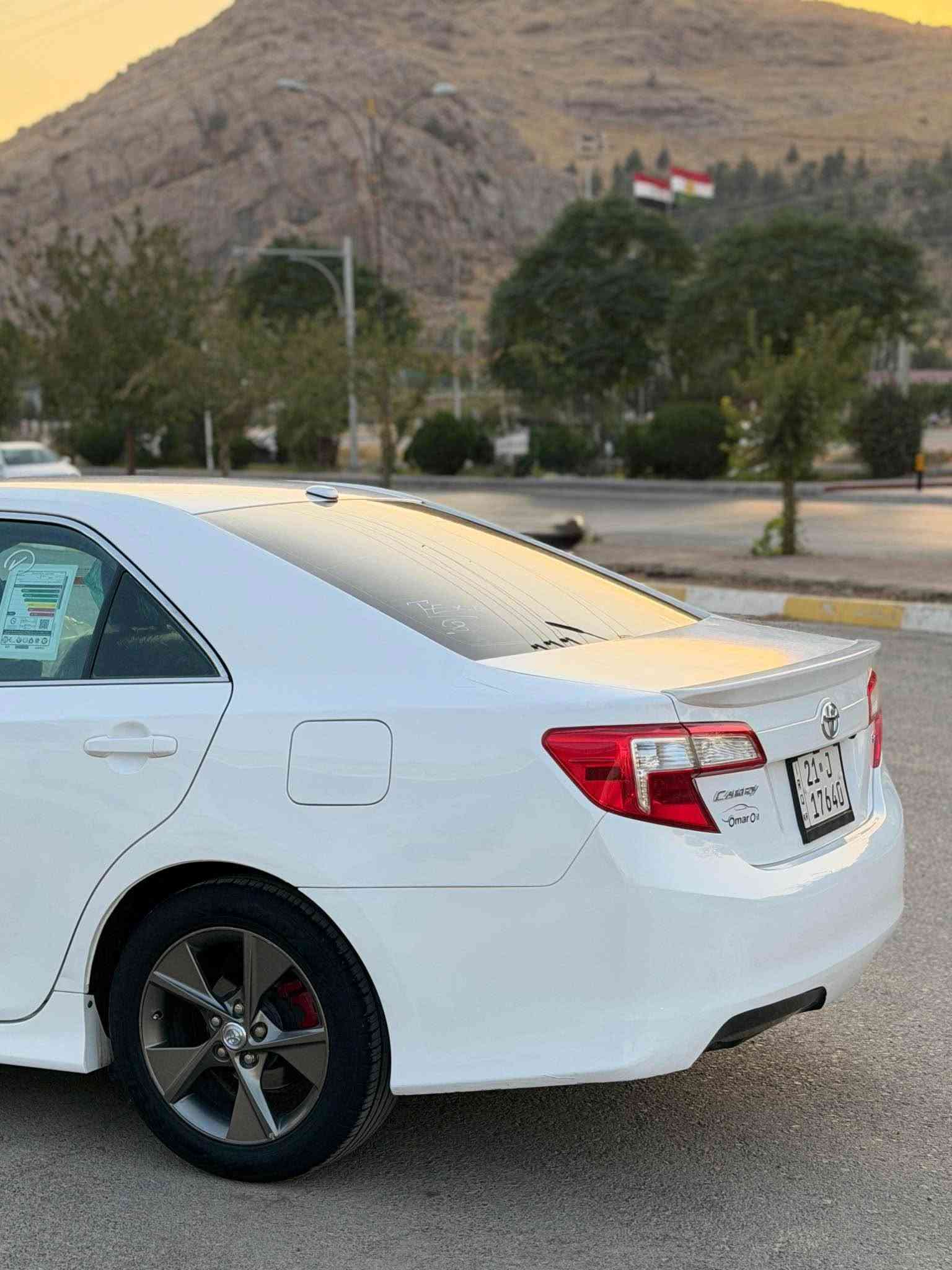 کامیری ٢٠١٣ SE
  سەیارەکە 116 mi حەقیقی ڕۆشتوە 
مواسەفاتەکانی تۆماتیک و سوکان لە گێر و ئاوێنە کارەبای و دژە خلیسیک  تەحدیل سورحە  و فۆلیۆم و بلوتوس   و شاشە ئایپاد لایت حەدەسە و ویل کڕۆن 
 جام کارەباییو کوشن کارەبایی  و جەندەها مواسەفاتی تر 
 سەیارەکە سەنەوی تا ٢٠٣٠ تازەیە 
٤ تایەی تازەی بۆ بەستراوە سپێری دانەگیراوە لۆکە

وەکو بۆیاخ تەنها ٢ پارجە و پەلەیەکی بجوکی بۆیاخە بی ناو گرتن بی ئەرباگ
 
گێر  و مەکینەی بە شەرت تەنها قەباخی کراوەتەوە بێ کێشە و موشکیلەیە 
 
سحری :123محامەلەکی کەم
 شوێن: ڕانیە 

***********
*********** watss app w vibar رانية, السليمانية
