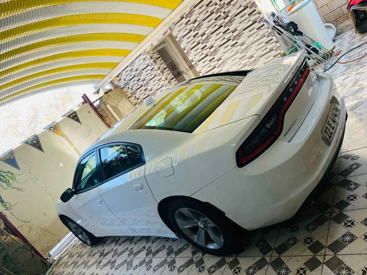 دوج جارجر2016 اصل
مكينه3600 SXT كير طياره
رقم اربيل بسمي تريد وكاله تريد تحويل 
ماشيه 92 mi حقيقي 
كفاله عامه صبغ وفتح وبارد 
مواصفات 
كشنات حضن 
تو ويل  
شاشه كبيره 
ويل كب حجم 18 
حداديه جديد 
تخم تاير جديد
منضومه تبريد كامله جديده 
كير مكينه اكسل كله بلكارتون 
مكان السياره ديوانيه 
الشراي يتصل 
الرقم ***********
