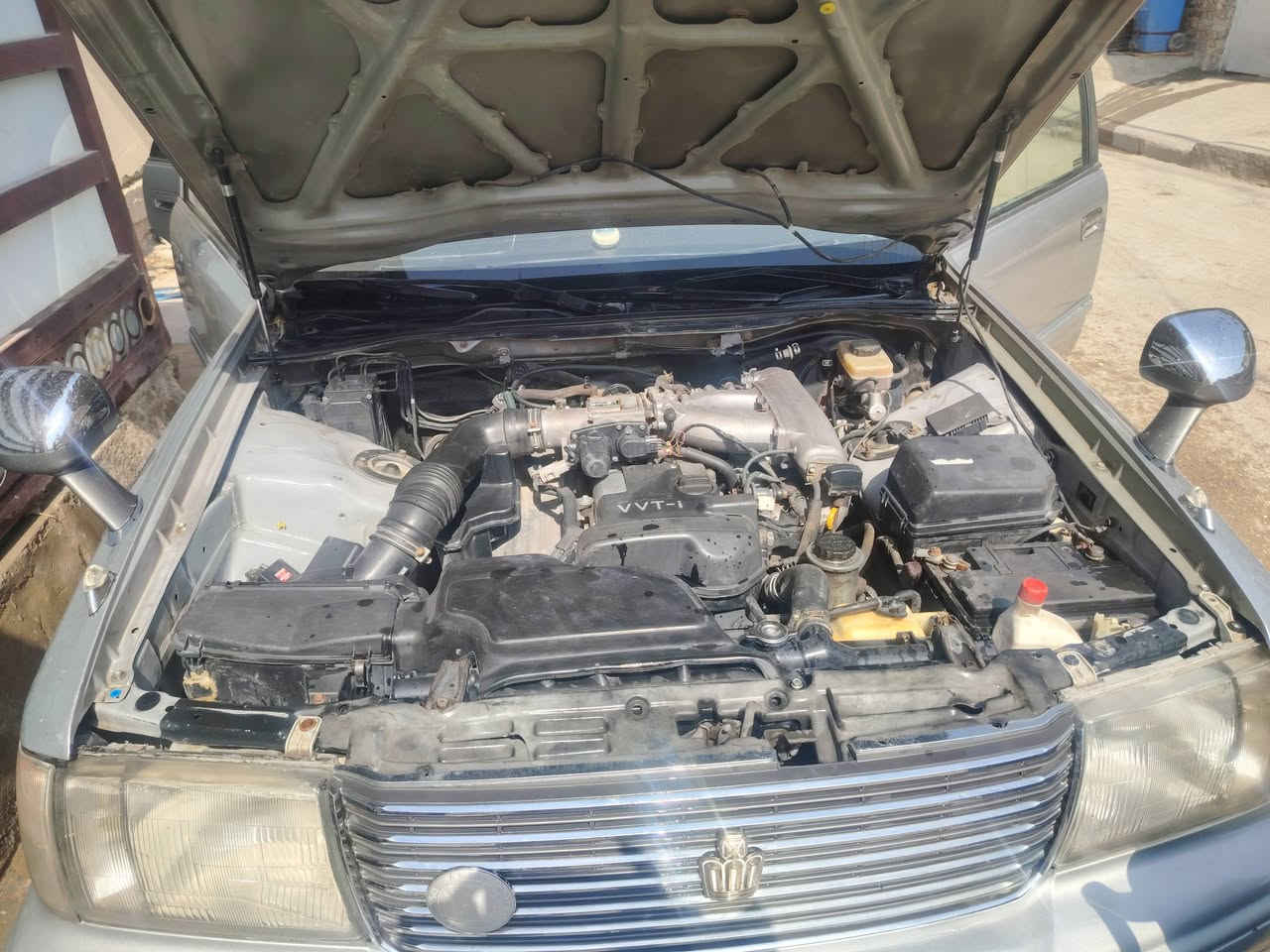 السلام عليكم سياره راس الثور تكم 2000 فول مواصفات تبريد امامي خلفي 5 دكم سياره تحويرات نجف فوق وجوه سياره كفاله من كصه ومن نقل الجثه  البيعه ومراوس راس ثور فلات مكان بغداد *********** السعر 90
