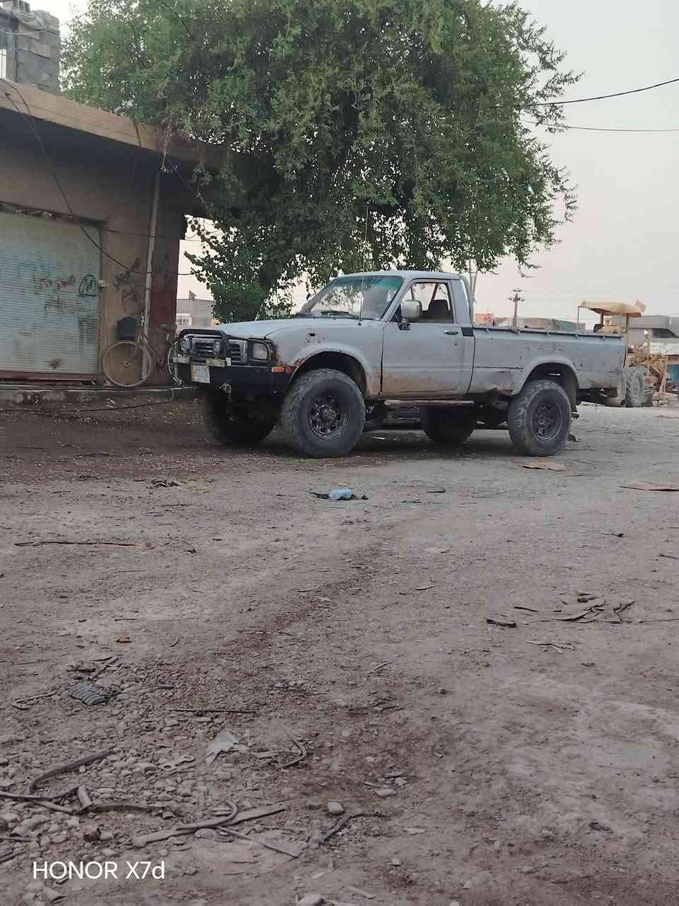 السلام عليكم ٠ للبيع تيوتا ستاوت تك قماره فور ويل    ***********
