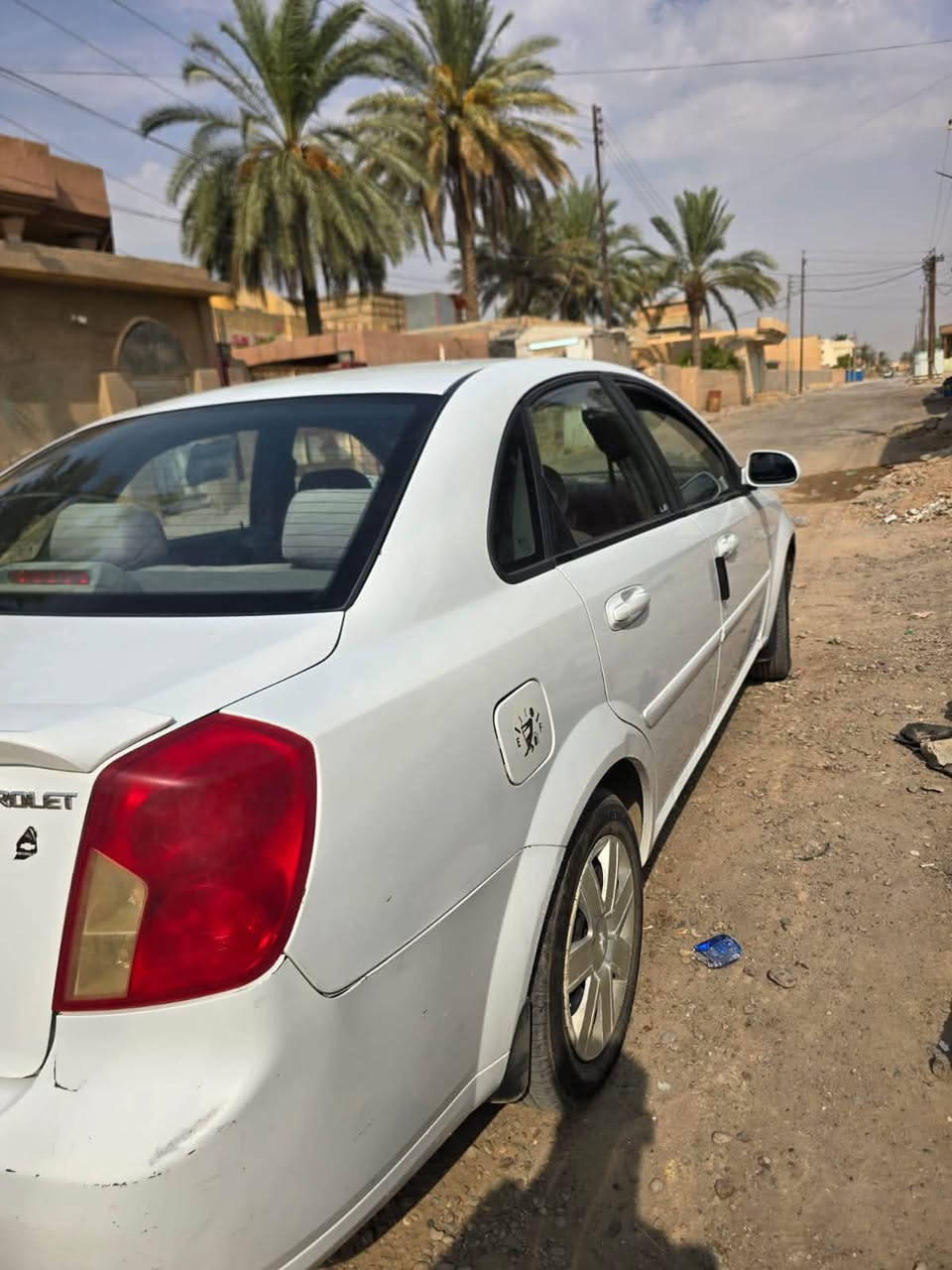 اوبترة 2011
كلين خليجي بدون قطرت صبغ
فقط بيها بارد جاملغ والبنيد  تدفئة وتبري 
كهربائيات كلها شغالة مابيها اي نقص  
ارضية جلد 
السعر 75 وبيها مجال 
***********
