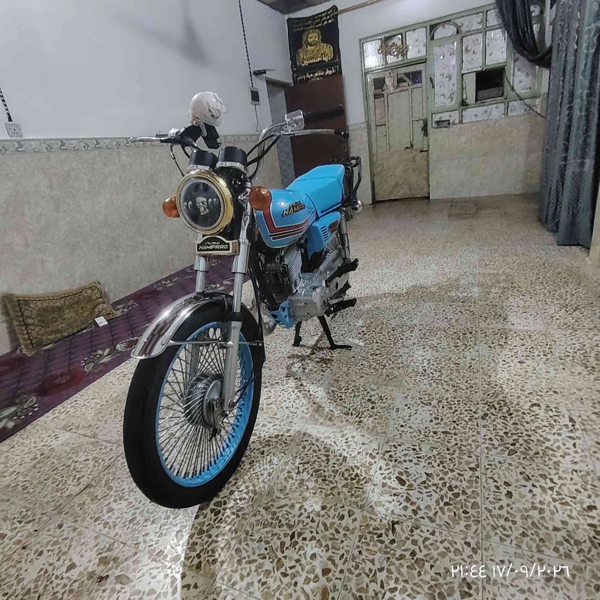 الهم صل على محمد وآل محمد

السلام عليكم
نامه برو للبيع
وكيله دراجه العارضي اصولي وليس سكنر 
  دراجه ع حطت ايد وكيل
موديل 21من طالعه ب23
سعر 750وبيه مجال بسيط كلش
عنوان النجف الاشرف 🇮🇶 
📲 ***********📲
دراجه احلئ من صور بعد كلشي موضح بالفديو

نص مكتوب في الصور:
- ٢١:٤٥ ١٧/٠٩/٢٠٢٦
- ٢١:٤٤ ١٧/٠٩/٢٠٢٦