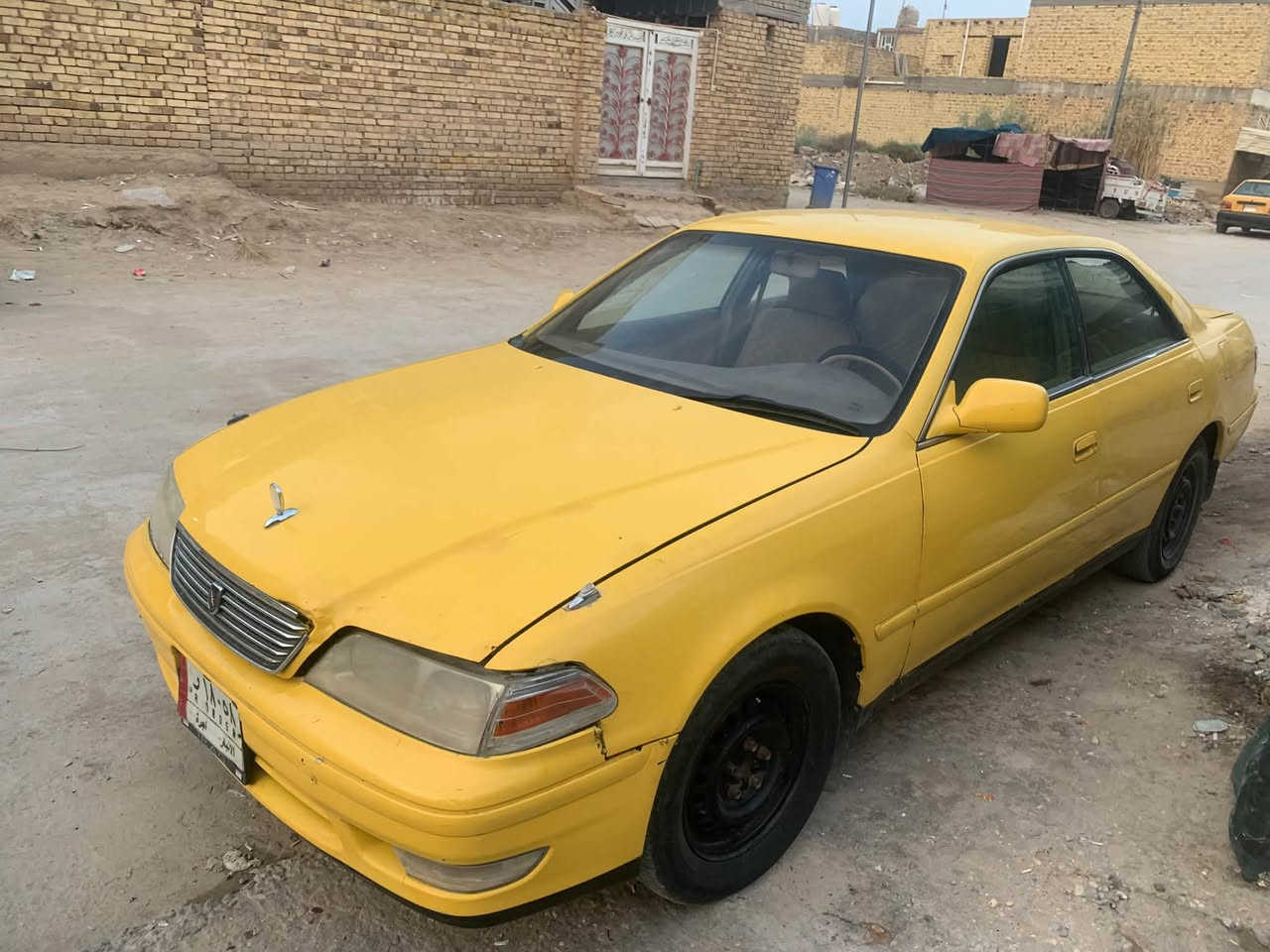 كراون ٢٠٠ • مكينة ٣٠٠٠ • رقم الأنبار