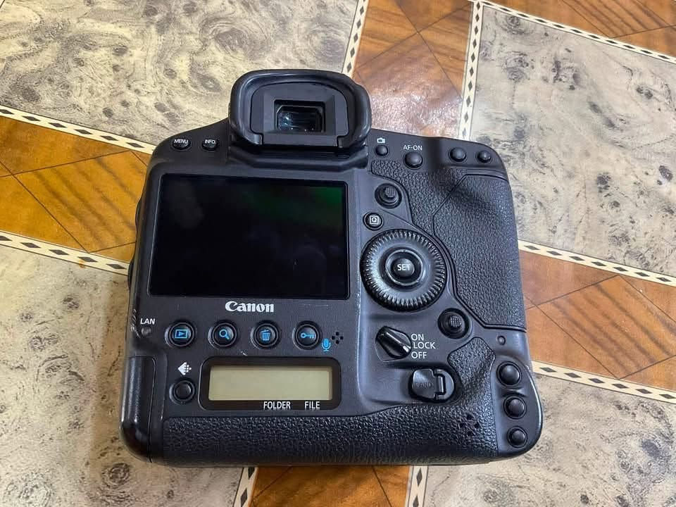 وحش التصوير الرياضي السريع
كانون 1DXll سعر البدي مليونين و 750 الف 
كانون 1DX سعر البدي مليون و 850 الف 
شاحن بطاريه حزام رام CF
مكاني بابل \ بيع او مراوس بيع او مراوس
***********
