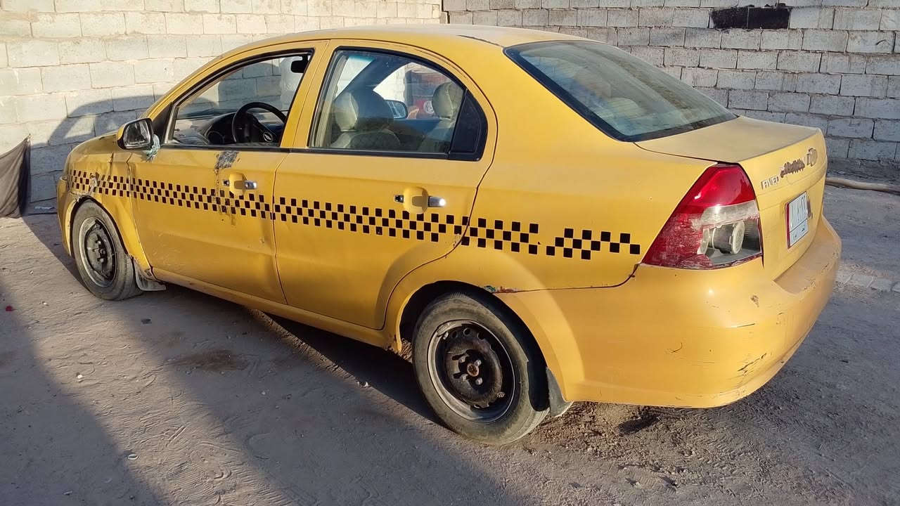 سلام عليكم افيو للبيع موديل 2009رقم نجف تحويل سنويه صارلها 3اشهر من ساقطه سياره كير ومحرك ستوني مشتغلهن عله ايدي حداديه الكدام تبديل البريك نص ونص بيها مكانات خياسات ***********مكان نجف شارع المعمل بيع او مراوس السعر35وبيها مجال
