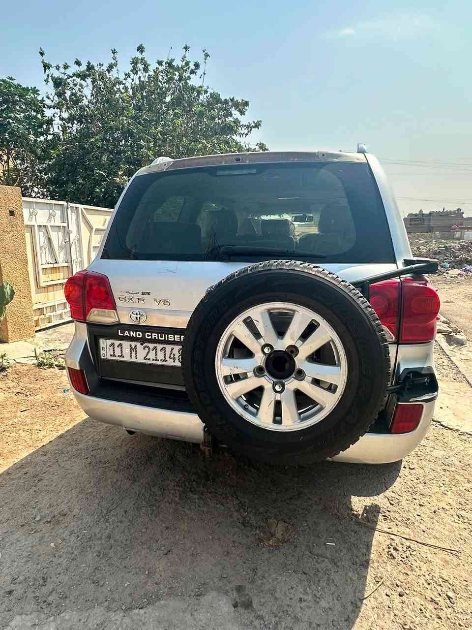 لاندكروز قطري 2009 بدون صبغ رقم بغداد ب اسمي سياره فتحه بصمه بصمه أبواب تخم تاير صدر امامي خلفي سياره نضيفه تبريد ثلج السعر 225  وبيه مجال مكاني بغداد ***********
