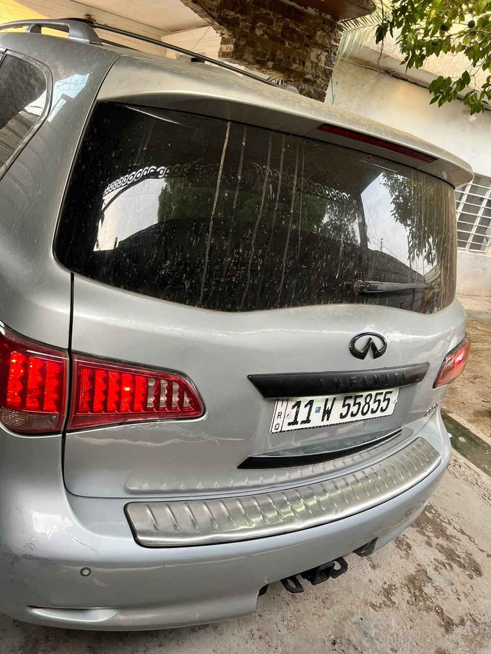 انفنتي QX56 • ٧ راكب • ١٤١ الف