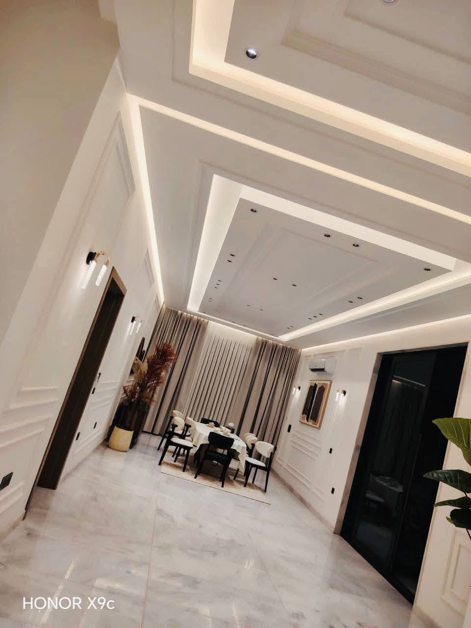 ✨ صبغ وديكورات عصرية بأجود الألوان
🏠 أعمال داخلية وخارجية
📍 نشتغل جميع المحافظات
📞 للحجز والاستفسار: ***********

