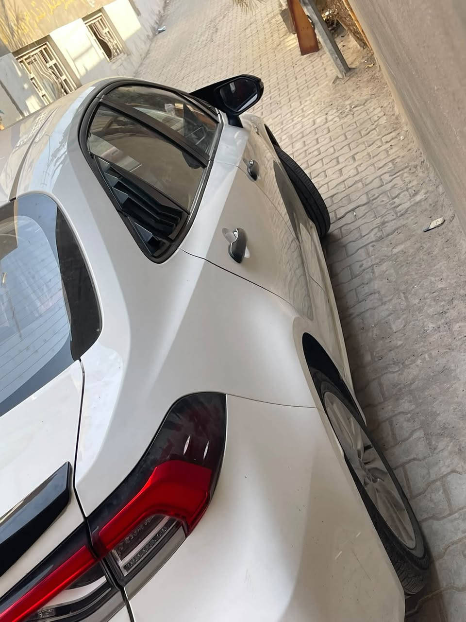 تعديل المنشور  مرواس كروز او بيع 
كورلا هايبرد موديل 2023 ام العلامه الزركه فول مواصفات ماشيه 27 الف حقيقي كفاله عامه منطول لطول عدا كم شخط بل دعاميه سياره استعمال شخصي مو مال شارع شرط ع فحص سعر 146 بيهى مجال حك جيه بغداد الكريعات استفسار اكثر اتصال ☎️ ***********

نص مكتوب في الصور:
- Star Sonar
- تبدیل + صبغ
- فتم
- خدوش
- صبغ
- بارد
- تبدیل
- المركز غير مسؤول بعد مرور 24 ساعة من تسليم التقرير
- اسم العميل: حسين
- نوع السيارة: كورلا
- وقت الفحص: 24\9\2026 الساعه 4:30 م
- ملاحظة: توجد بعض الرصعات والخدوش
- الجانب الأعلى
- رصعات بالقماره
- الجانب الأيمن
- الجانب الأيسر
- الجانب الأمامي
- رصعات بالبنيد
- الجانب الخلفي
- بغداد - الكريعات - شار...
- ***********