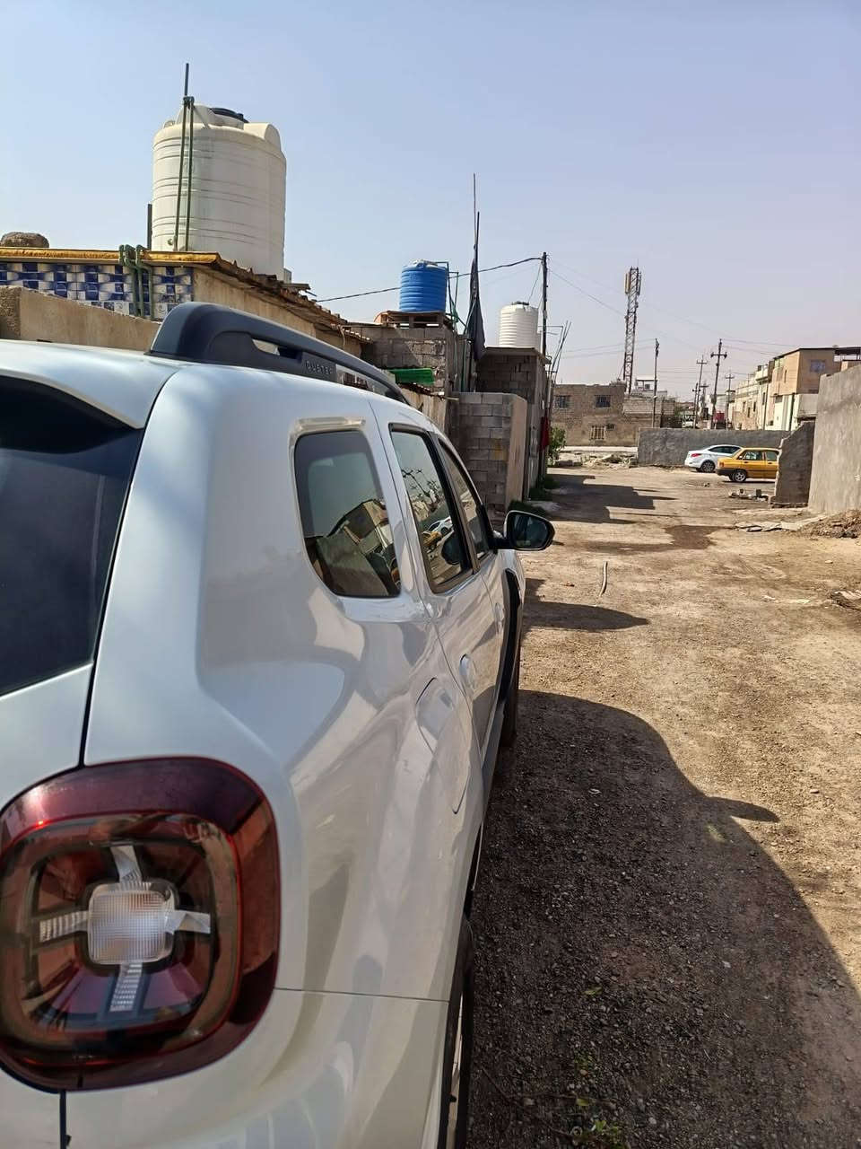 رينو داستر مديل 2025خليجي شكل جديد سياره زيور صالهه 4 شهر من مستلمهه على وظع شركه رقم بيها مؤقت عادي تترقم اي محافظه مكينه 1600 نسيان 5راكب ترحيب كامره دواره ويل كب هواي مواصفت بيها السعر 120 هاتف *********** البصرة, العراق
