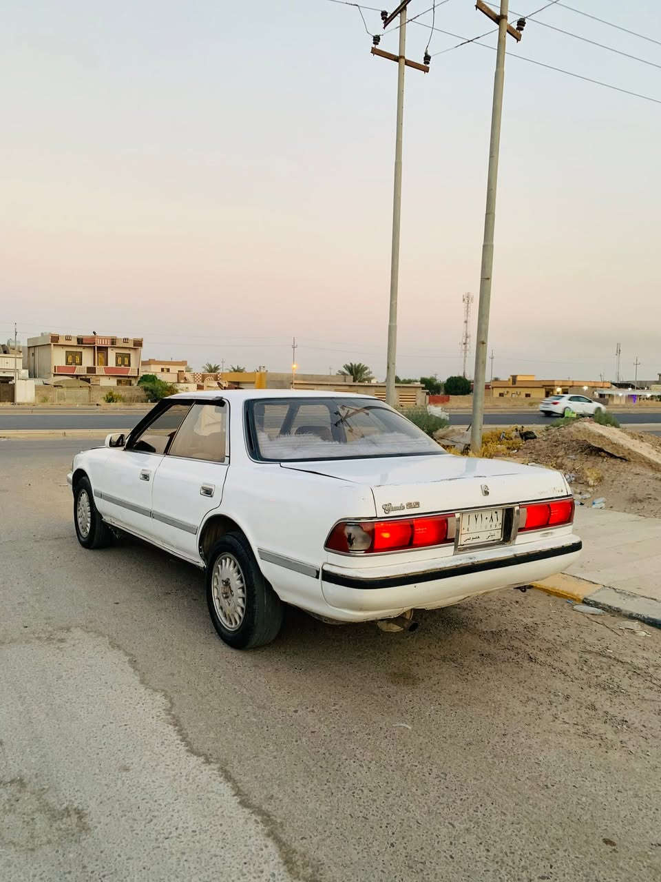 السلام عليكم مارك مسطره 
رقم ديالى
للبيع  سياره جديده 
موديل 89
محرك  ثنين ونص شرط 
كير شرط 
صدر تايرات كلهن جددد 
سياره حلى من صور 
تدفئه تبريد  نقص غاز
مسجل أربع سمعات 
لايت زنون عالي ناصي 
كهربائيات كله شغاله 
سياره جديده حيل 

السعر 31بيها مجال 
مكان السياره بيجي قريه المزرعه ***********
