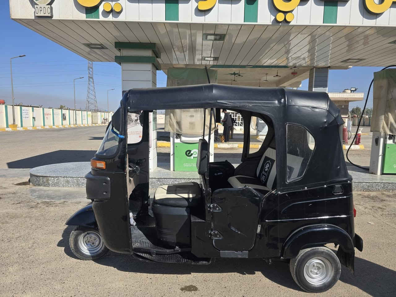يالله السلام عليكم تكتك موديل 22 شهر 10جاهزه من كلش سعره 8500 تحويل ثاني ويوم مكان بغداد النهروان رقمي  ‎***********
