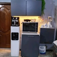 مطبخ اسباني نظام كابينات مع ارضي ٣ متر السعر ١ مليون مع براد و ساحبة و...