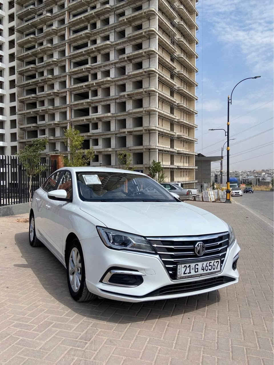 ئێمجی ٥ مۆدێل ٢٠٢٤ مواسەفات کۆمفۆرت تەنها ٢٤ هەزار ڕۆشتووە بێ بۆیاخ  یەک دەرگای PDR ی هەیە سۆنەرم داناوە  هەموو گیانی بەشەرت  نموونە لە جوانی.   
بۆ پەیوەندی:-*********** السليمانية, العراق
