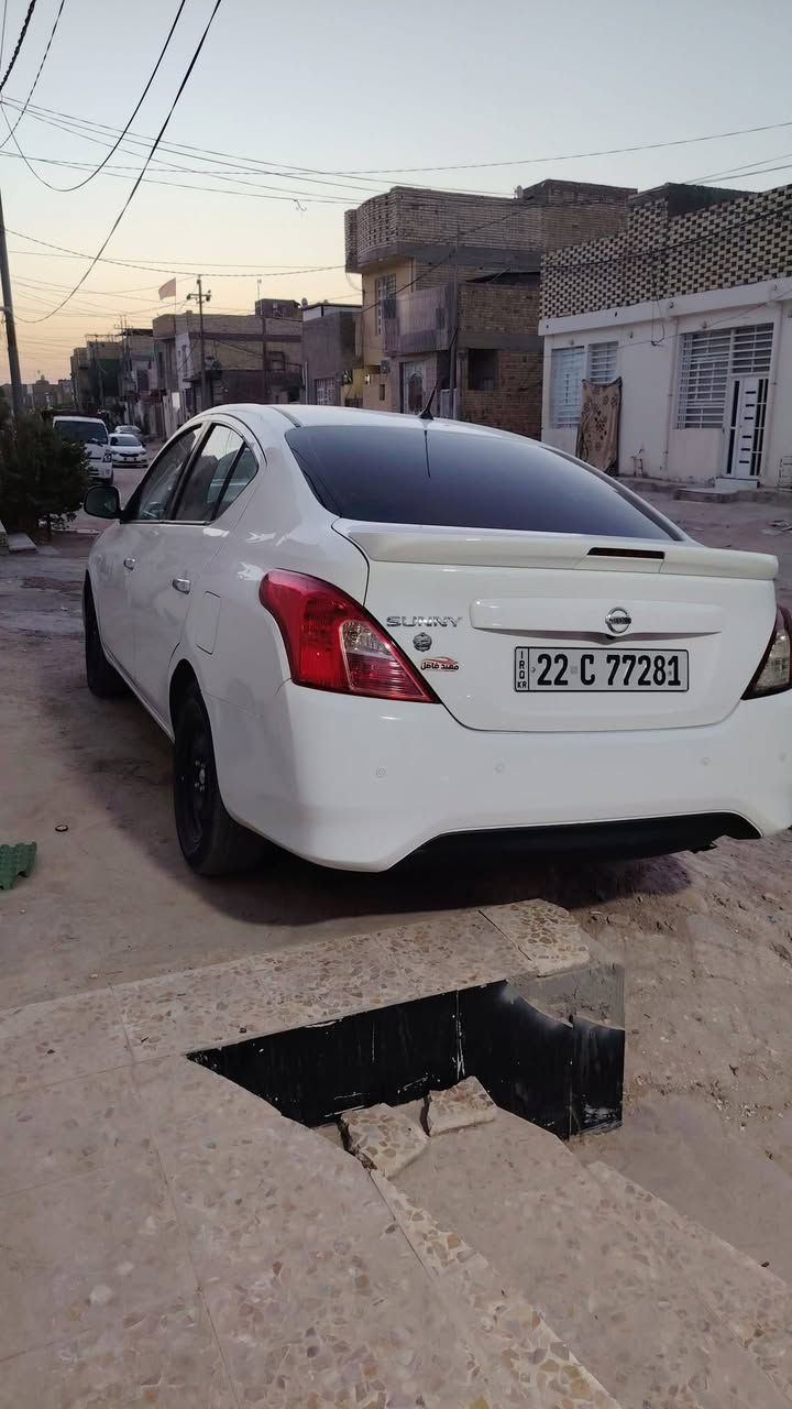نيسان سني مديل 2022كفاله عامه السياره لا فتح ولا تبديل ولا صبع مجرد باردات حيل بسيطان سعر السياره راح يكون 103قفل قفل اترجاك لا تكلي شنو مجاله  لا تعبني ولا تعبك صافي الف ماعليك غير وشركه مهند معروفه  103عنواني النجف حي النداء الستفسار ***********
