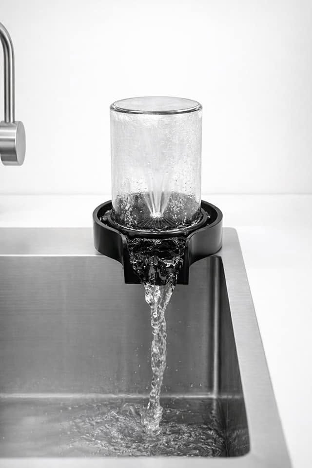☕✨ غسالة أكواب أوتوماتيكية تنظف قاع الأكواب بسرعة وسهولة 💦

• تناسب أكواب قطر فوهتها 1.18 – 3.88 إنش
• تقلل وقت الفرك اليومي ⏱️
• تركيب سهل بجانب الحوض 🔧

نظافة سريعة بدون تعب! 💪

السعر:  8000
للطلب:  ***********
