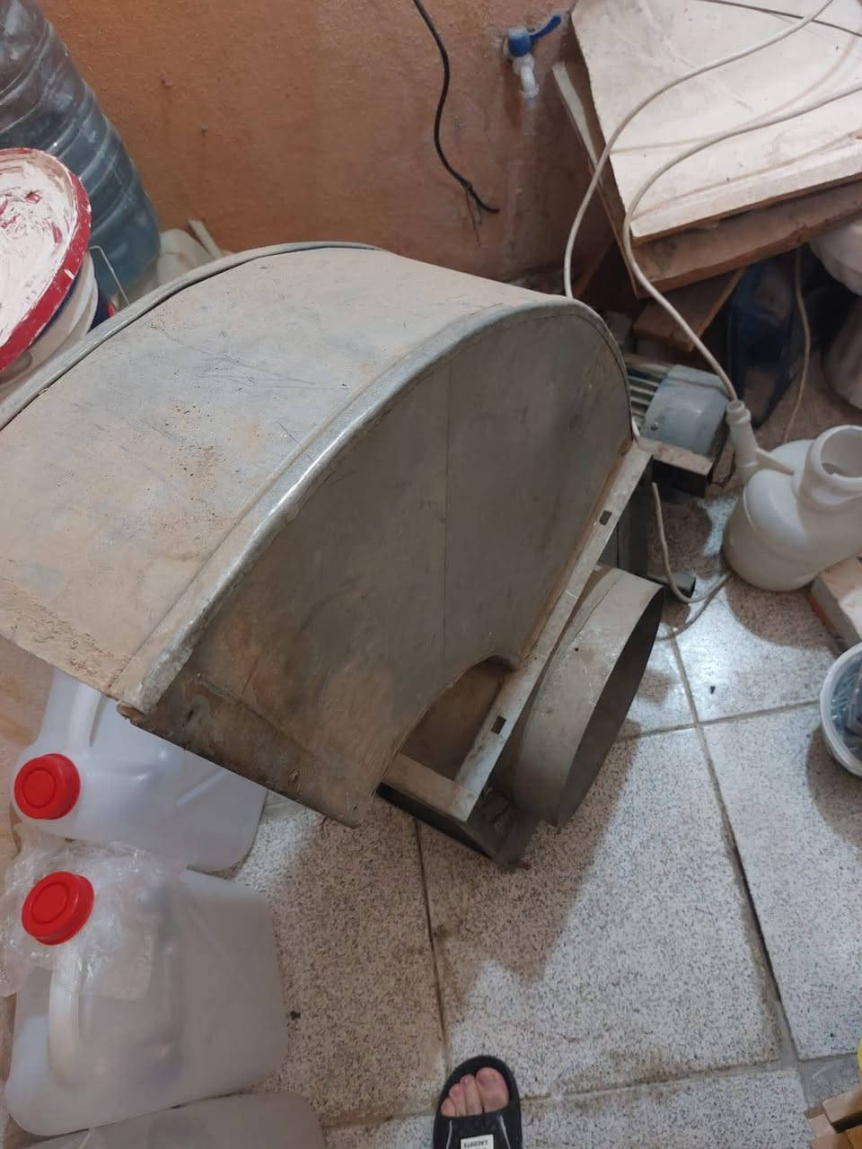 موجد ساحبة دخان لمطاعم لبيع
للتواصل 
***********
