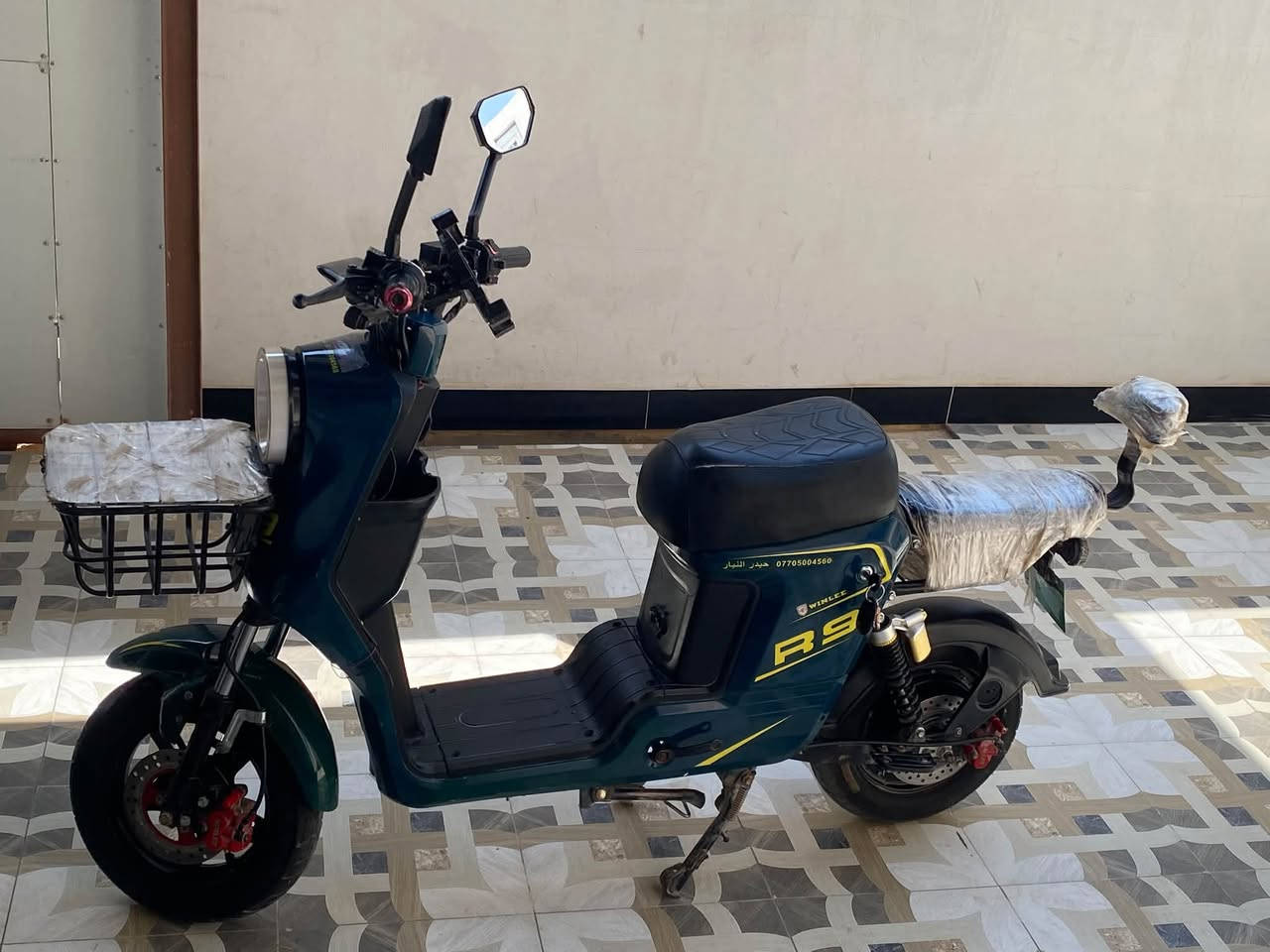 ***********
سلام عليكم دراجة ار 9 دراجة كلش جديدة اي نقص مابيهة كاملة مكملة كلهة شغالة لايت عالي ناصي اشاير هورن نشرات كلهة شغالة نضام بك كلهة شغالة بطاريات شرط عل فحص تفحص يلة تاخذ شركة لبطاريات لونلي عل فحص مكاني ديالى بعقوبة سعر ب400 وبيهة مجال رقم لهاتف ***********

نص مكتوب في الصور:
- *********** حيدر التيار