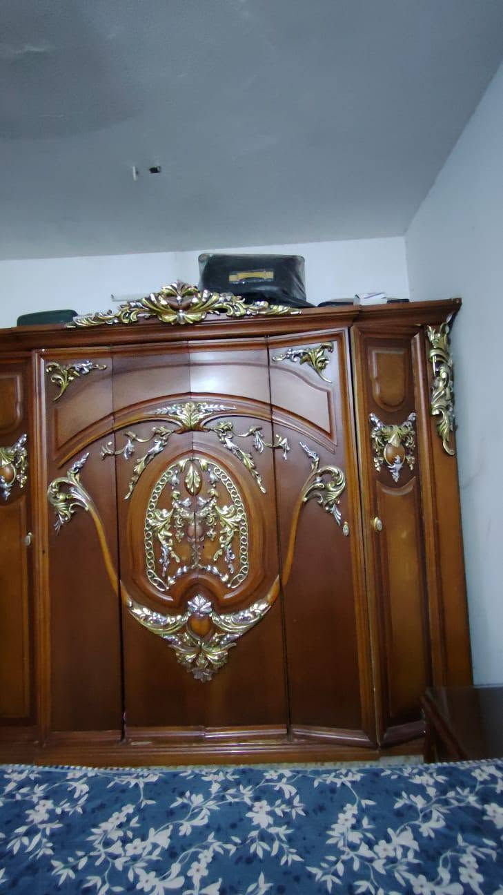 سلام عليكم غرفه للبيع سعره 350/***********
