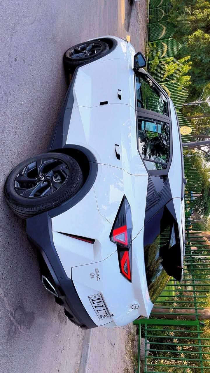 🚗 للبيع GAC GS3 EMZOOM – بحالة الوكالة
السيارة جديدة ومحافظ عليها بكل معنى الكلمة، لكن ظروف السكن واستقرار العائلة أقوى من الرغبات، لذلك اضطررت لعرضها للبيع. أسأل الله أن يكتب الخير لصاحب النصيب.

المواصفات:
✅  موديل 2025
✅ ممشى 7000 كم فقط.
✅ محرك 1.5 تيربو بقوة 174 حصان.
✅ ناقل حركة أوتوماتيك DCT بـ7 سرعات.
✅ مصابيح LED أمامية وخلفية.
✅ شاشة كبيرة.
✅ كاميرا خلفية مع حساسات.
✅ تشغيل بصمة ودخول ذكي.
✅ مثبت سرعة.
✅ جنوط رياضية.
✅ مكيف ممتاز.
✅ السيارة بحالة الوكالة ولا تحتاج أي مصروف.

📍 الموقع: بغداد – الوزيرية – شارع المغرب.

💰 السعر 
 135$ فقط.

📞 للتواصل: ***********

المعاينة خير دليل على نظافة السيارة، والله يبارك لصاحب النصيب.
