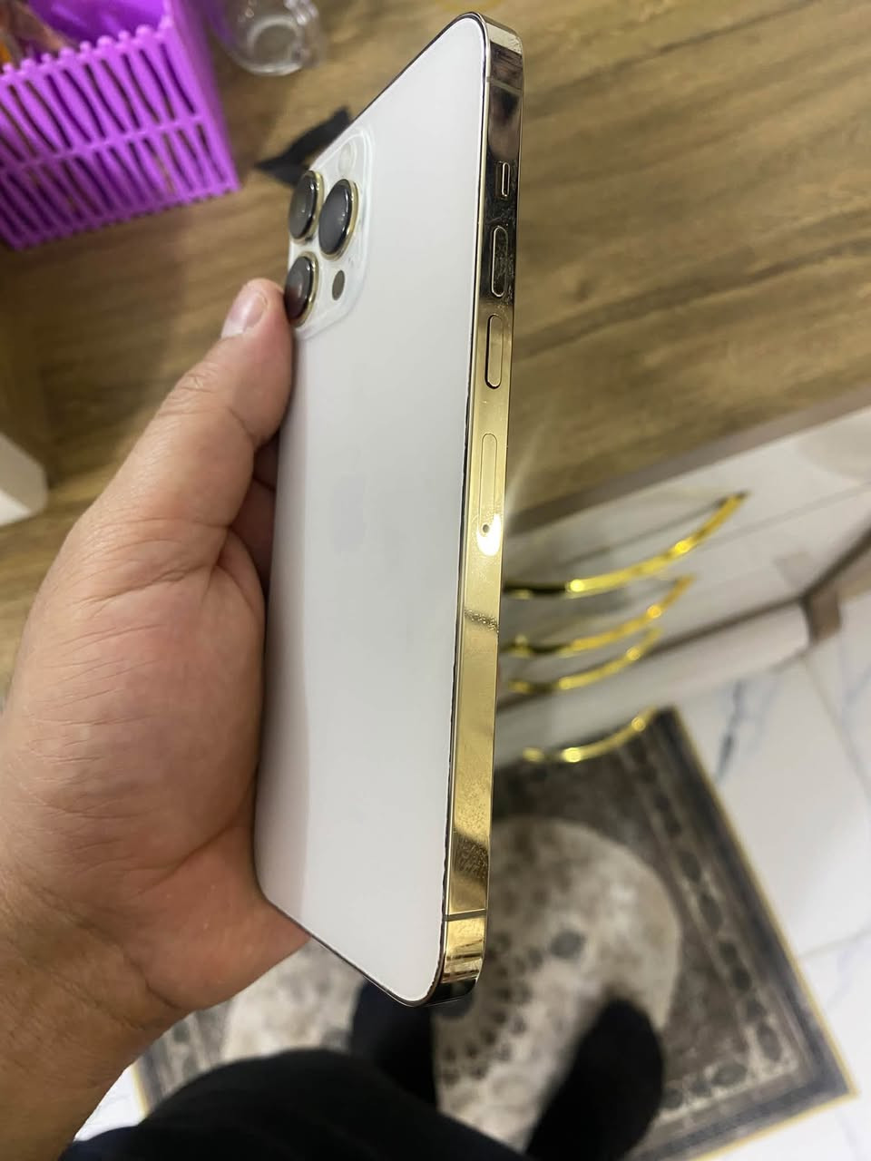 13 برو ماكس الذاكره256 البطاريه 89 السعر 650 وبي مجال بسيط رقمي ***********

نص مكتوب في الصور:
- ٧:٢٩
- حول
- الاسم
- إصدار iOS
- اسم الطراز
- رقم الطراز
- الرقم التسلسلي
- الأغاني
- الفيديوهات
- الصور
- السعة
- متوفرة
- عنوان Wi-Fi
- Bluetooth
- البرنامج الثابت للمودم
- < iPhone
- < 26.6.2
- iPhone 13 Pro Max
- MLEP3LL/A
- XLWFNKOH6V
- ٢٥٦ غ.ب.
- ٢٣٨,٤٧ غ.ب.
- 28:EA:2D:74:02:A0
- 28:EA:2D:7D:8B:0B
- 5.51.03
- حالة البطارية والشحن
- كما هو الحال مع البطاريات القابلة لإعادة الشحن، بطارية الهاتف قابلة للاستهلاك وتصبح أقل فاعلية مع الوقت. معرفة المزيد...
- ٨٩٪
- الحد الأقصى للقدرة
- هذا قياس لقدرة البطارية مقارنة بقدرتها عندما كانت جديدة. قد تتسبب القدرة المنخفضة بتقليل ساعات الاستخدام بين عملية الشحن والأخرى.
- أقصى قدرة للأداء
- ستساعد الأنظمة المضمنة في النظام والمكونات في تخفيف آثار الأداء التي قد تلاحظها أثناء التقدم الكيميائي في عمر بطارية iPhone.
- شحن البطارية المحسن
- للحد من استنزاف عمر البطارية، يتعلم الـ iPhone من عادات الشحن اليومية، بحيث ينتظر ولا يتجاوز ٨٠٪ حتى يحين موعد حاجتك إلى استخدامه.