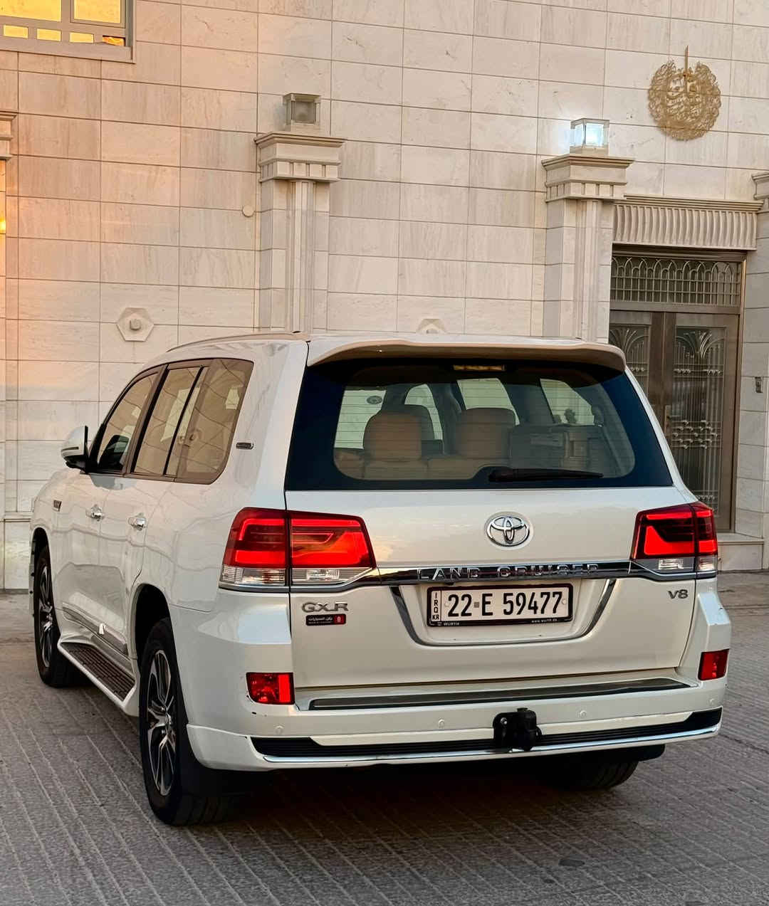 سلام عليكم شباب
الحلال للبيع او المراوس حسب القناعة 
لاندكروز جكسارة 2019 اصل  GXR v8
اللون ابيض صدفي شذرة
مكينة 8 سلندر 4600 ما مفتوح على بلاد 
رقم أربيل الجديد سنوية وهزة جدد 
كفالة عامة من صبغ من فتح من تبديل من بارد حتى دعاميات كفاله 
مكينة كير حدادية تبريد تخم تاير باتري كهربائيات كلهن جدد وعلى شركة 
وكالة جيهان باب اول السياره 
على ايد وحدة من الزيرو لحد الان 
ماشية 100 الاف كم اصل 
المواصفات:-
بصمة ابواب + جنطة + تشغيل 
سلايد فتحة 
شاشة كبيرة ام الدعاء 
8 ايرباك اصل 
دبل ماوس
نظام زحف وتحديد سرعه 
كروز سرعه 
ويل ٢٠ اصلي 
حساسات اماميه خلفيه اصل 
كامرات اربعه 360 اصل
مري شفط + ترحيب
كشنات جلد كهربائي اثنين الاماميات 
سبعه راكب 
ثلاث قطع تبريد 
تحكم ستيرن 
زراك لايت اصل 
وجة زنون بلادي + لد 
مواصفات وايت ادشن
شباك ابو رادار 
ثلاجة 
دمام سماعات jbl اصل 
شاشات خلفيه بلادي 
معروفه مواصفات 4600 
والخ من المواصفات المعروفه ……..
السعر 465$ وبيها مجال قليل للشراي 
مكان السياره النجف الاشرف 
للاستفسار ***********
