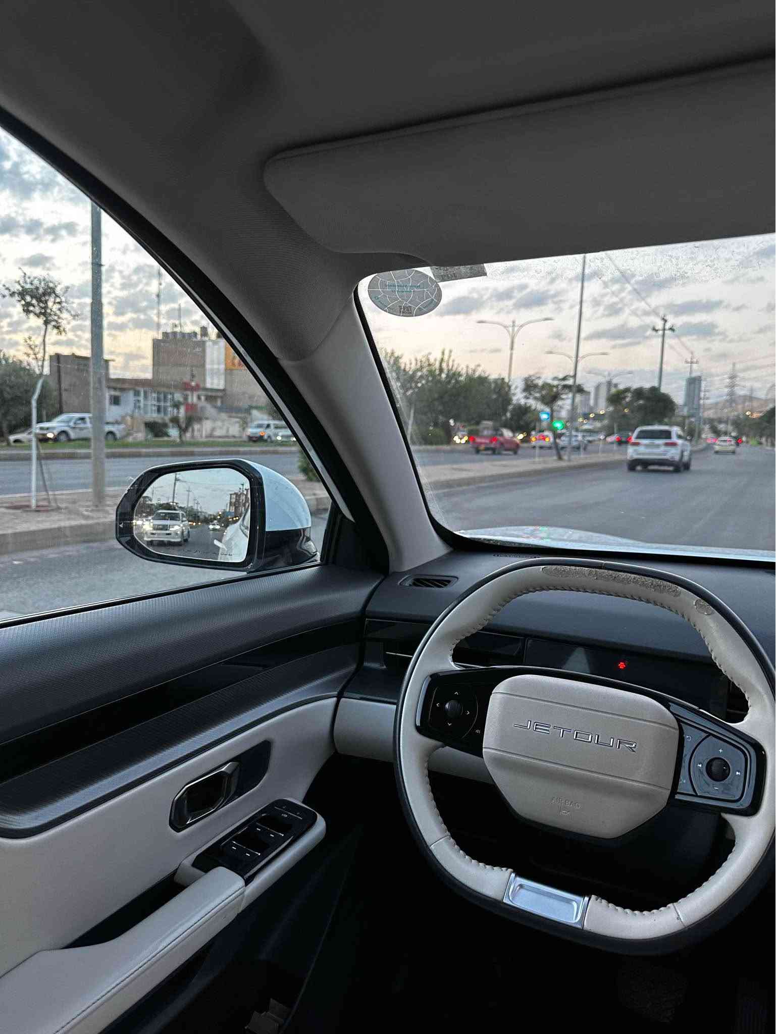 جیتۆر داشینگ ٢٠٢٤ لێکژەری
15 تۆربۆ
فول فول مواصفات 

نوقته و چاڵیش بەشەرت 

62000 کم ڕۆشتووە 
دەعامی بۆ دەعامی بەشەرت

نرخی 15900 $
ژ.م *********** السليمانية, العراق
