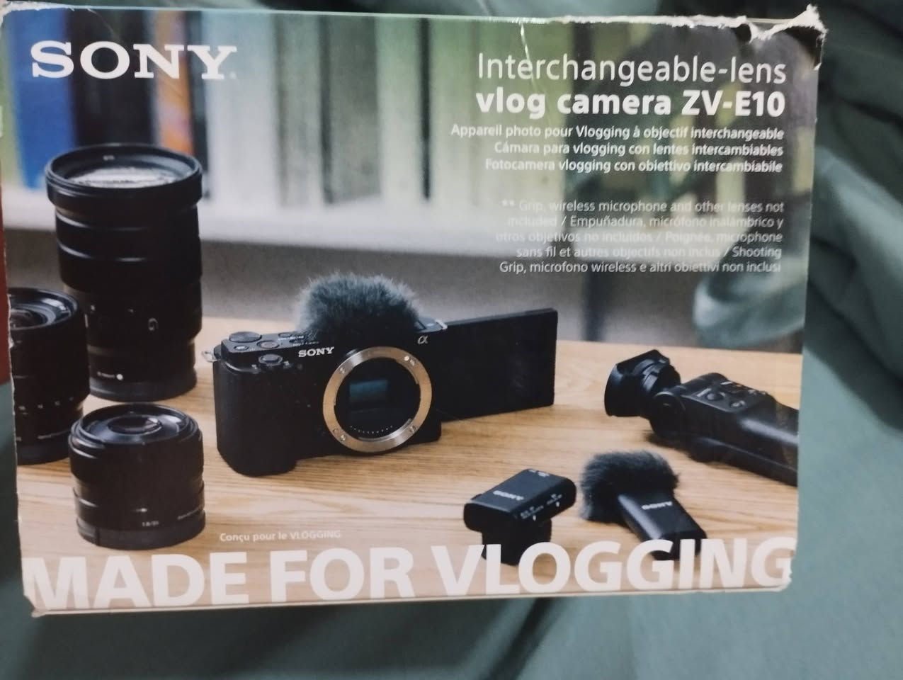 📸 للبيع Sony ZV-E10 جديدة بالكرتونة 📸
كاميرا Sony ZV-E10 أصلية، جديدة ولم تُستخدم، بالكرتونة الأصلية وجميع ملحقاتها.
✅ جديدة وغير مستخدمة
✅ بالكرتونة الأصلية
✅ عدسة Sony 16-50mm
✅ جميع الملحقات موجودة
✅ تصوير 4K
✅ مناسبة للتصوير والفيديو والفلوقات
💰 السعر: 1,050,000 دينار عراقي
قابل للتفاوض للجادين فقط.
📍 بغداد
📩 التواصل ***********
