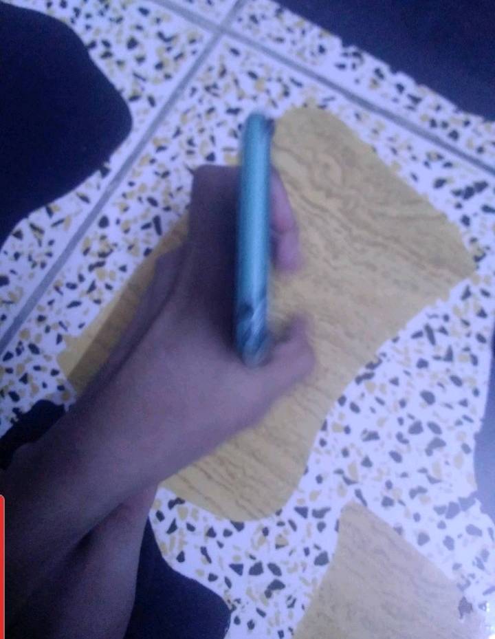 سلام عليكم عندي جهازين الأول سامسونج A20s والثاني هواوي السامسونك الشاشة مكسورة والهوا ي همين الشاشة مكسورة مكاني بغداد مدينة الصدر ب80الف وبي مجال قليل