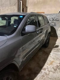 جيب  بلاك توب  للبيع 🚶 ٥٠ السعر ٢٥ العنوان بغداد الدورة موبايل ٠٧٨٠٣٤١...