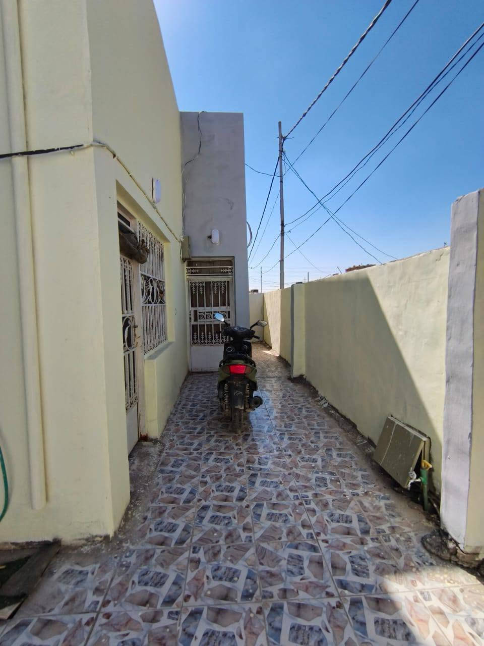 بيت زراعي • ٢٠٠م • غرفتين