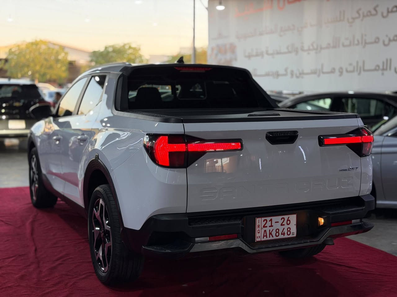 هيونداي سنتا كروز
موديل 2024..موصفات لمتد..فول
بصمة..كشنات جلد..كشنات كهرباء..
كشنات تدفئة وتبريد..اربع كامرات..
رادار امامي واستشعار جانبي..
سقف سلايت..دشبول دجتال..
ماشي ١٧ الف..رقم كاتى يترقم 
اربيل وسليمانية..
حادثها جامرلغ وشوية بالباب..
بدون دواخل..بجم كبس..
موجود بكركوك..سعر 170$..
***********
