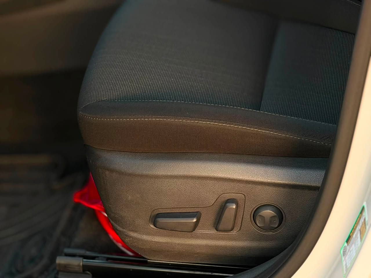 كونا 2023 فول عَدّة الفتحة 🚘🔥
نظافة • قوة • مواصفات مميزة
السيارة جاهزة للبيع وبحالة ممتازة

📞 للاستفسار: ***********
