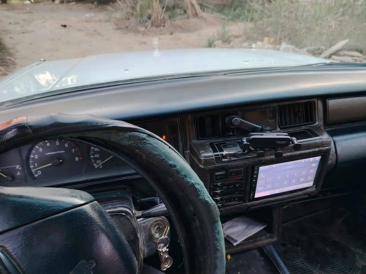 السلام عليكم ورحمة الله
سوبر سيدان موديل ٩٠ ايسر بلاد مكينه وينجي رقم قادسية باسمي  سنوية لغاية  27سياره معمره
تخم تاير جديد وباتري جديد النقص حداديه نص ونص وبطانة السائق تعبانه السعر42 $
مكاني ديوانية قضاء الشامية
***********
