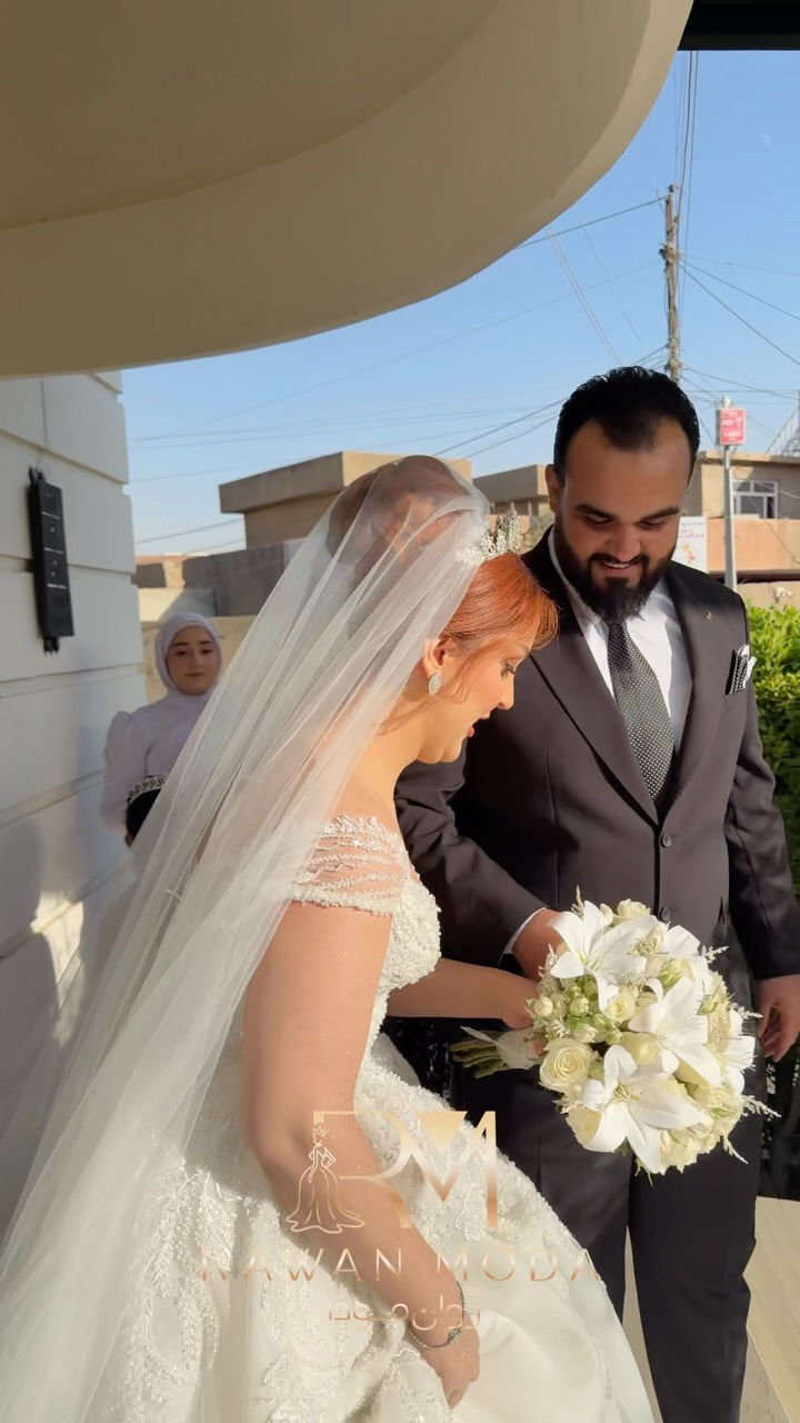 هنا كل ماتحلمين به 🧚🏻
ولكن بطريقه مختلفه💁🏻‍♀️

‎لێره‌ خه‌ونه‌كانت به‌ دیبێنه🧚🏻
‎به‌لام به‌ شێوه‌یه‌كی جیاواز 💁🏻‍♀️

‎عنوان : كركوك - شارع المحافظة - قرب فندق صنوبر

***********☎️
***********☎️

#explore #reels #followforfollowback #follow #instagram karkuk slemani model bride bridal bridalmakeup salon makeupartist photography instagood instagram wedding weloveshopping drees shoping post reels

نص مكتوب في الصور:
- RAWAN MODA
- روان مودی