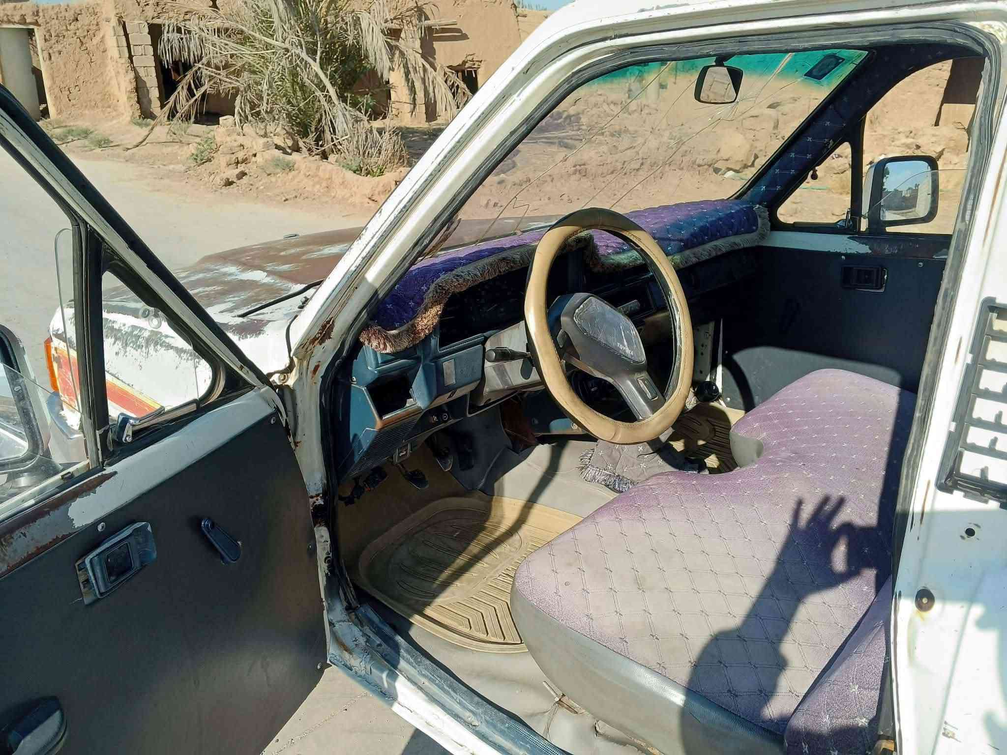 السلام عليكم للبيع بيكم موديل 88رقم صلاح الدين لحد 31تحويل ثاني يوم كير محرك  السعر 40بيها مجال مكان السيارة كركوك ناحية الرياض قريه الكفاح رقم  ***********
