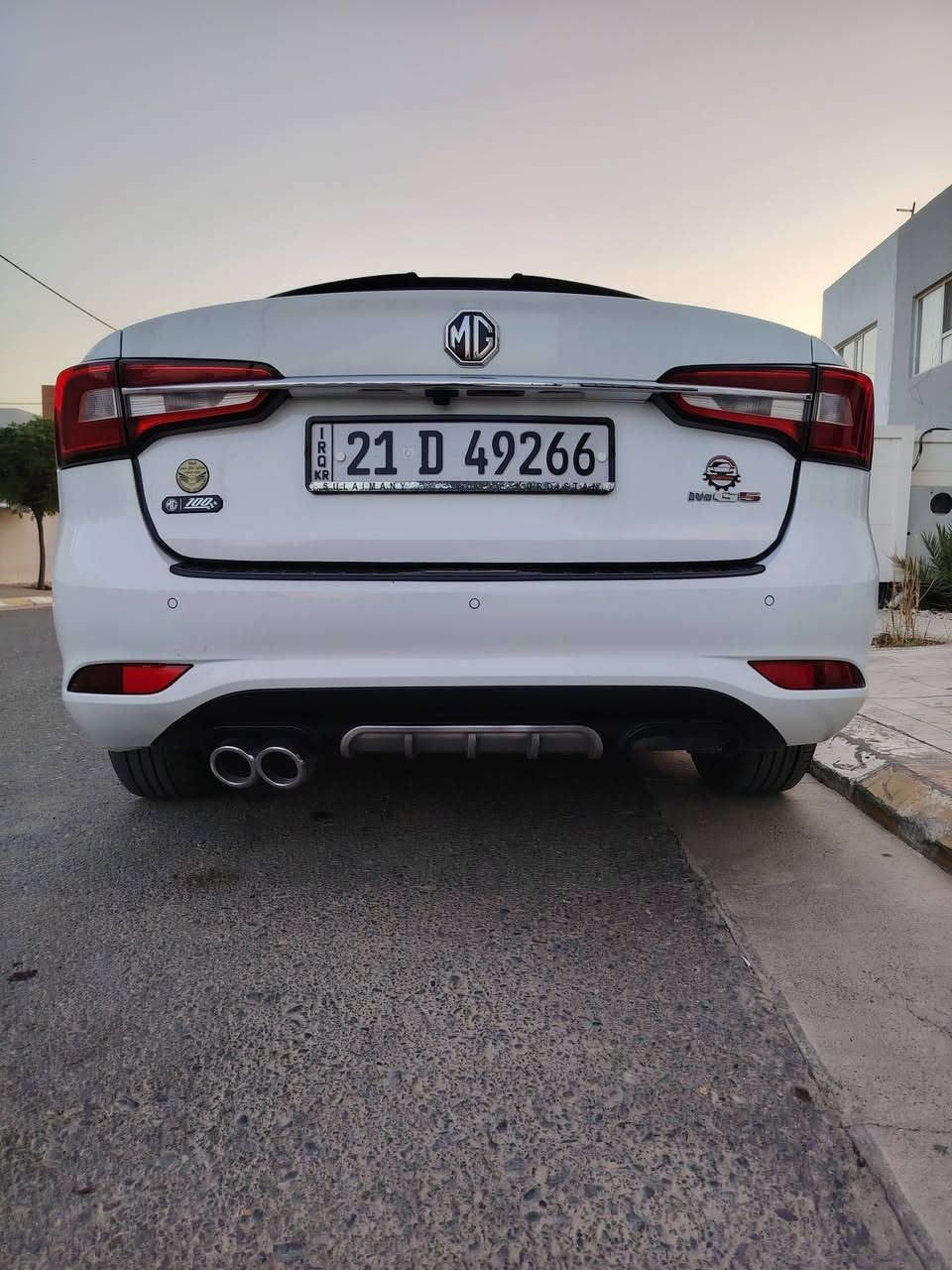 Mg5 2024 comfort
410000 رۆشتووە
کامل جوانکاری
١٠٣ گەڵا 
دوو پەنجە pdr هەیە
لەگەڵ شوختێ کە دیار نیە لای درگای سایەق جێی باس نیە
***********

