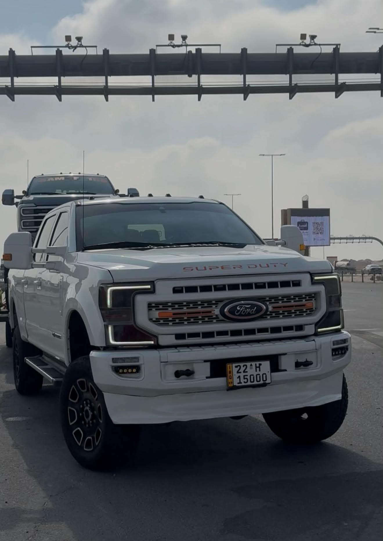 ف350 لاريت • ديزل ٦.٧ • رقم اربيل