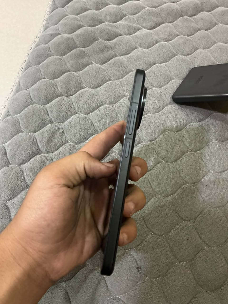 بوكو F7 الترا • ٥١٢ • بطارية ٩٨٪