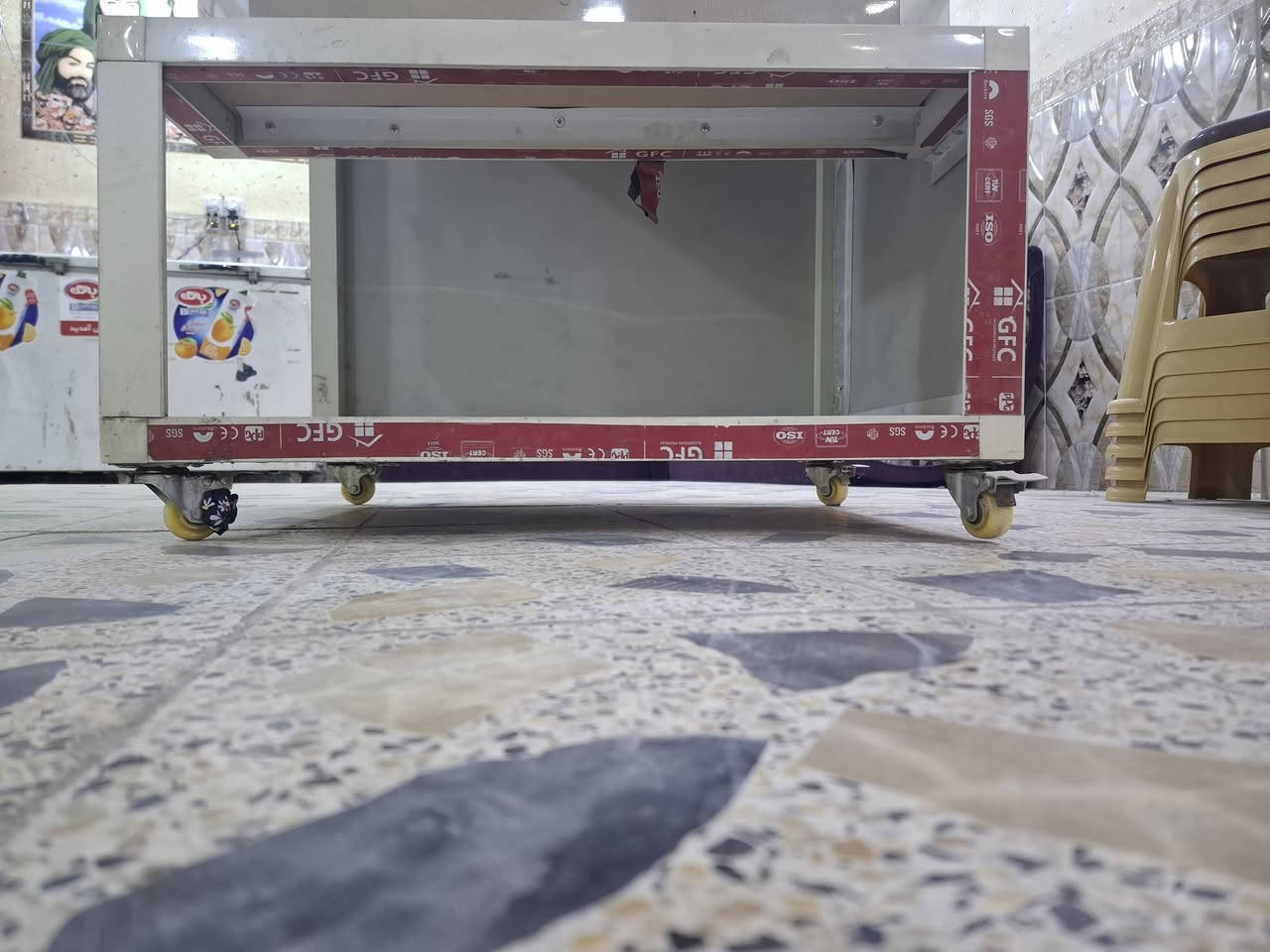 عارضات مواد غذائية للبيع نظافة 99%
***********
النجف حي نيسان شارع البوريات
