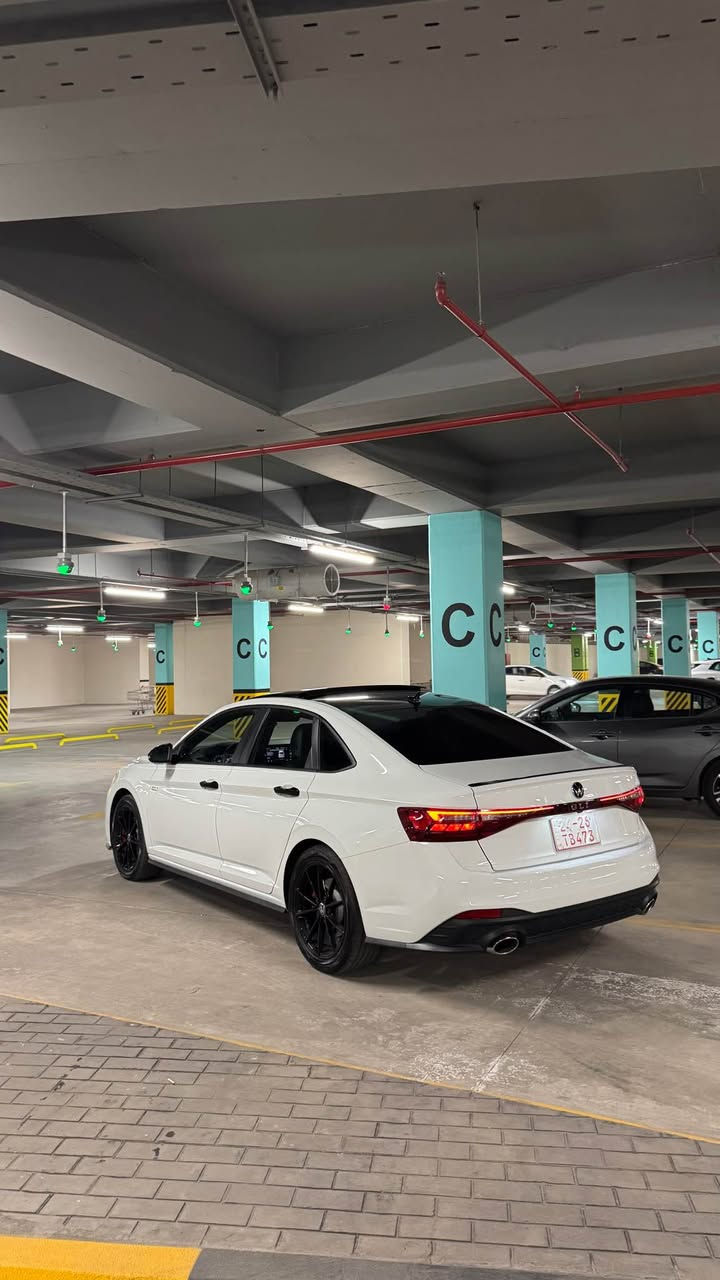 Jetta GLI 2025 Autobahn 

3000 mile
بێ ژۆرێ بێ ئێرباگ 
بەس بۆنیت سبوغ
فول فول مواسەفات 
*********** أربيل, العراق
