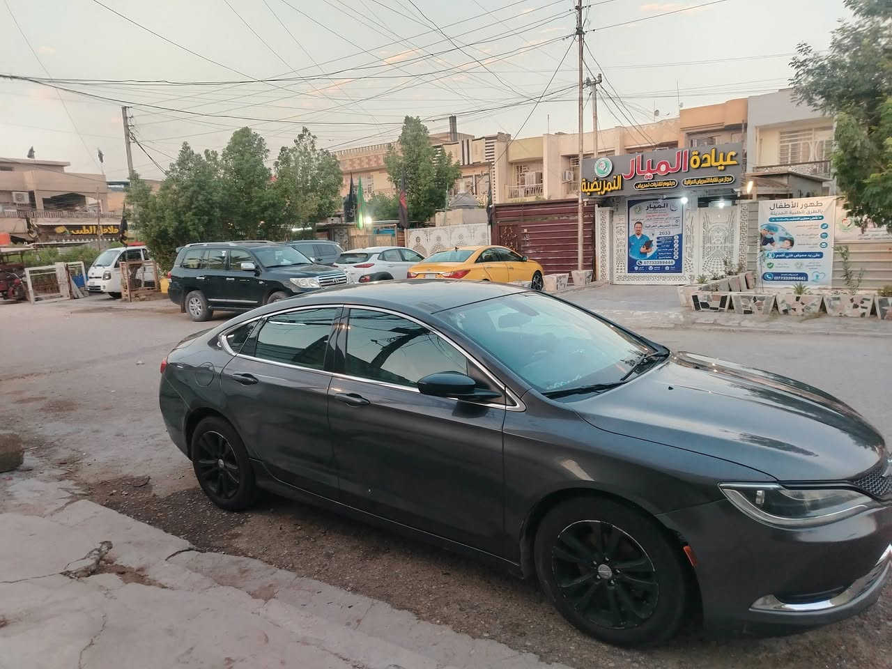 🔥 للبيع كرايسلر C200 موديل 2016 🔥
السيارة بحالة ممتازة وجاهزة

🚘 المواصفات:
- الموديل: 2016
- المحرك: 2400cc - 4 سلندر 
- الكير: اوتوماتيك 9 نمر
- اللون: نفطي ملكي
- الدفع: امامي
✅ الضمانات:
- كير مكفول 100%
- محرك مكفول 100% 
- صدر مكفول هسه شاده هوه والدبلات صدر عام 
- باتري جديد
تخم تاير جديد شاده 400هسه 
الجامه جديد موبر الاصلي 
 هسه صاعده هزه السياره ب اسمي
💎 اضافات:
- تبريد ثلج خير من الله 
- شاشة + كاميرا دوارة
- بصمة +لد ترحيب
- السيارة نظيفة من الداخل والخارج
- ما محتاجة اي مصروف لان السياره صرفت هواي عليهه 
اي ضربه قويه مابيهه الدواخل شواصي مكفول 

📍 المكان: بغداد
💰 السعر: [100] $ وبيها مجال
📞 للاتصال: ***********

السيارة جاهزة للفحص بأي وقت وبأي مكان
ملاحظة: شراي فقط يتصل
